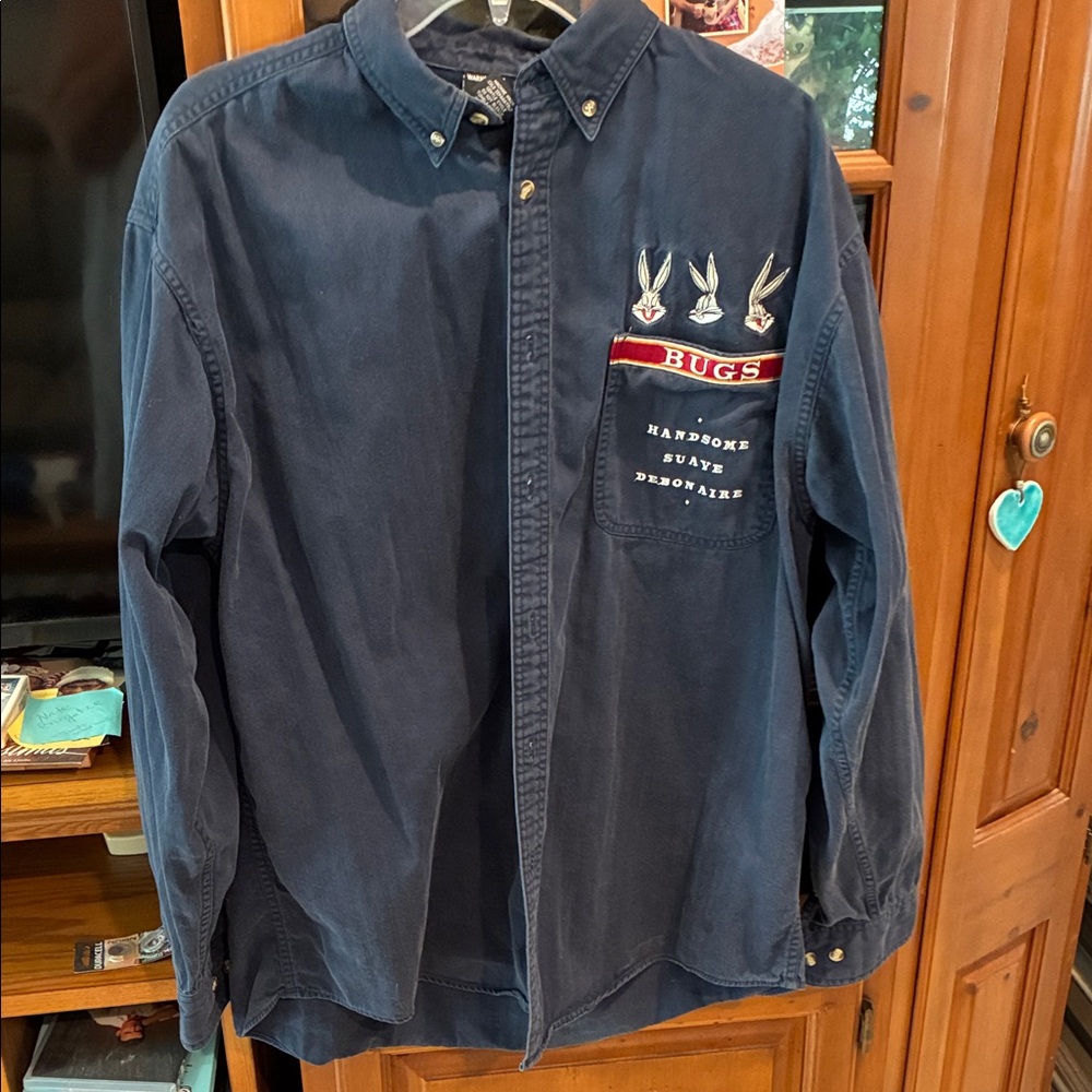 Bugs Bunny Warner bros long sleeve shirt